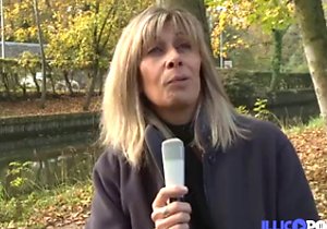 Blond-haired older lady gets fucked outdoors